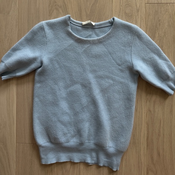 The row wool and cashmere baby blue crop top sweater - Picture 3 of 7